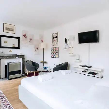 Cosy 1 Bedroom In The Heart Of Montparnasse פריז